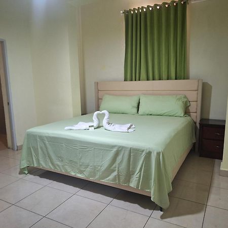 Hotel Enrique I Gazcue, Bed And Breakfast Santo Domingo Exteriér fotografie