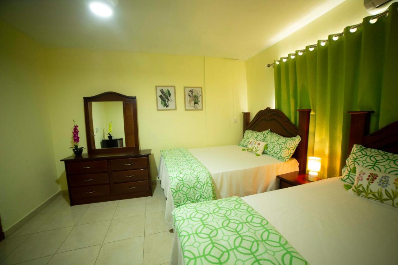 Hotel Enrique I Gazcue, Bed And Breakfast Santo Domingo Exteriér fotografie
